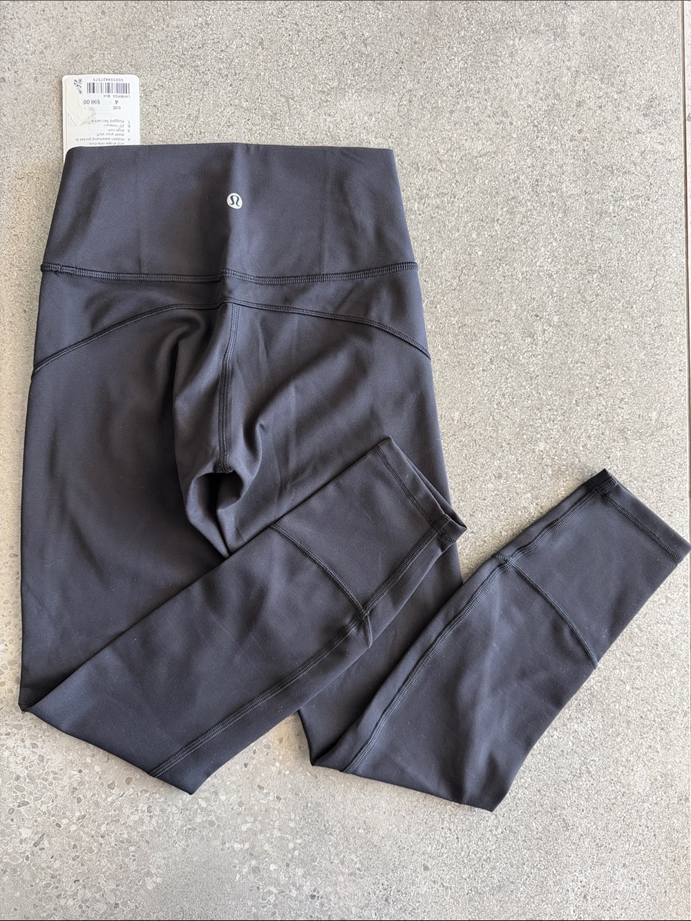 NWT- Lululemon In Movement Tight 25”